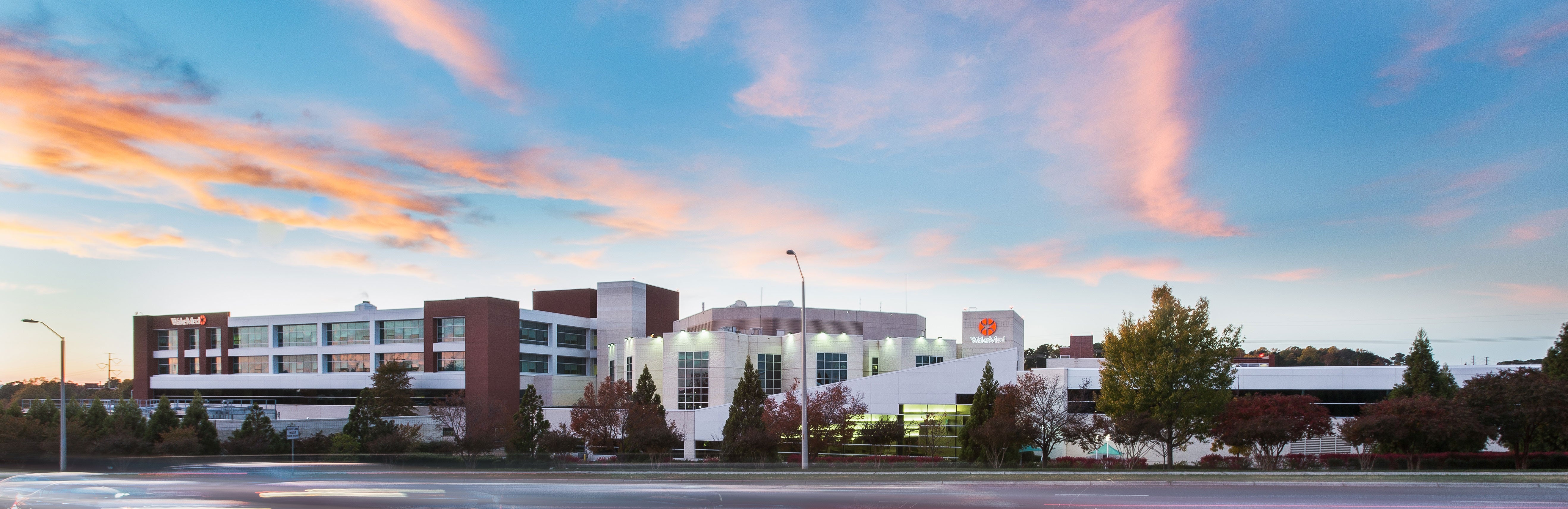 cary-hospital-exterior-tryon-side-2015
