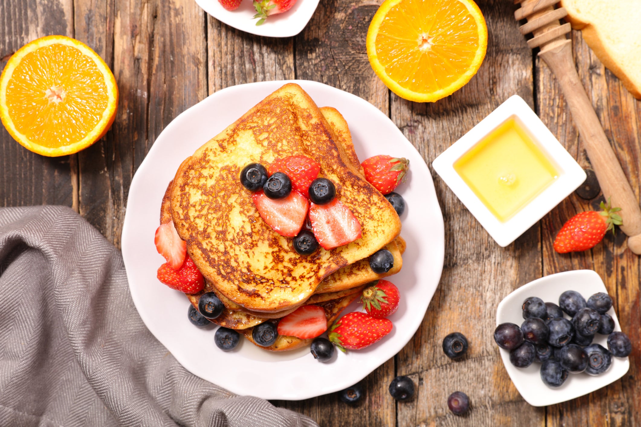 french toast with berry