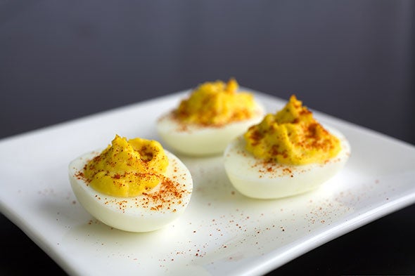 deviled-eggs-GettyImages-140401539