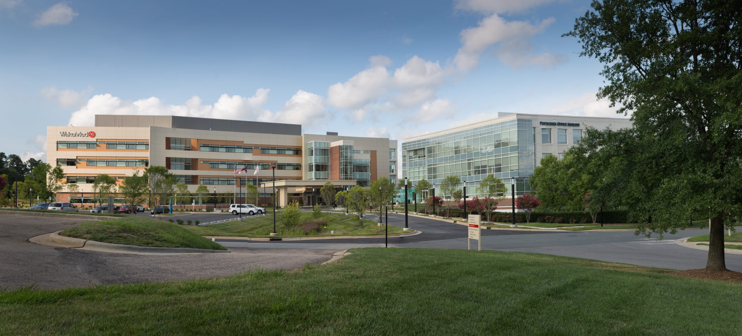 wakemed-north-hospital-exterior-9B7A3531-Pano